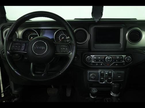 Black Clearcoat 2021 Jeep Gladiator Willys 4x4