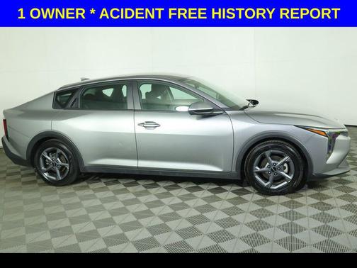 Steel Gray 2025 Kia K4 LXS