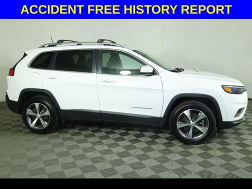 Bright White Clearcoat 2021 Jeep Cherokee Limited