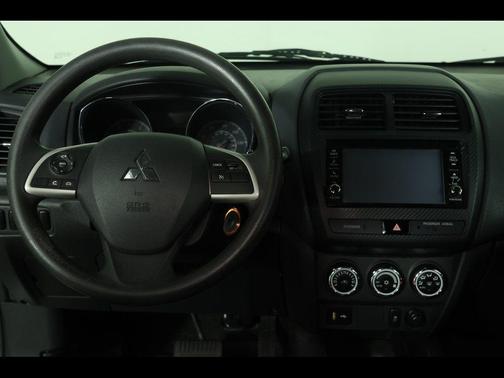Mercury Gray Metallic 2018 Mitsubishi Outlander Sport 2.0 ES