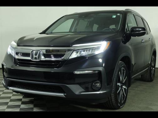 2019 Honda Pilot Touring 8-Passenger