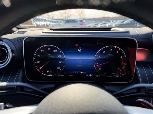 2025 Mercedes-Benz GLC 300 