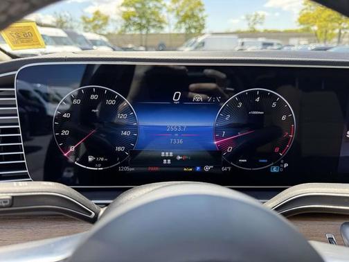 Twilight Blue Metallic 2024 Mercedes-Benz GLS 580 4MATIC