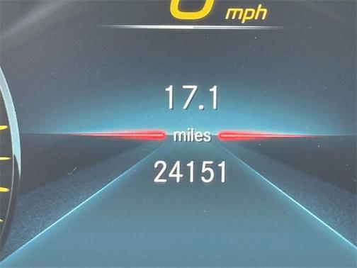 2023 Mercedes-Benz GLB 250 