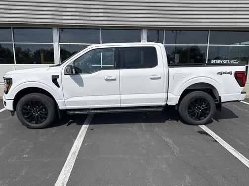 Oxford White 2026 Ford F-150 XLT
