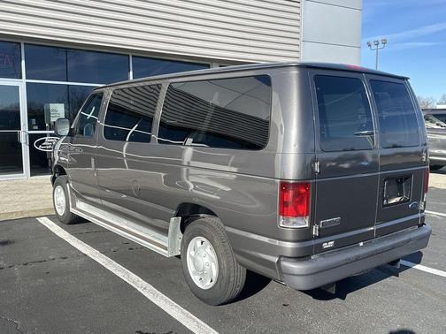 2007 Ford E150 Base