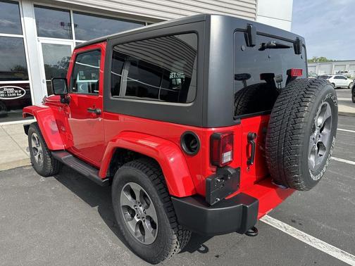 Firecracker Red Clearcoat 2017 Jeep Wrangler Sahara