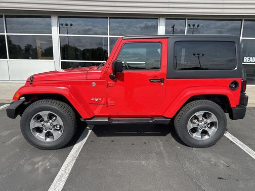 Firecracker Red Clearcoat 2017 Jeep Wrangler Sahara