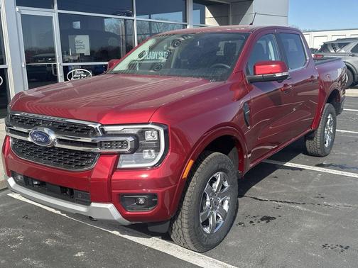 Ruby Red Metallic Tinted Clearcoat 2025 Ford Ranger LARIAT