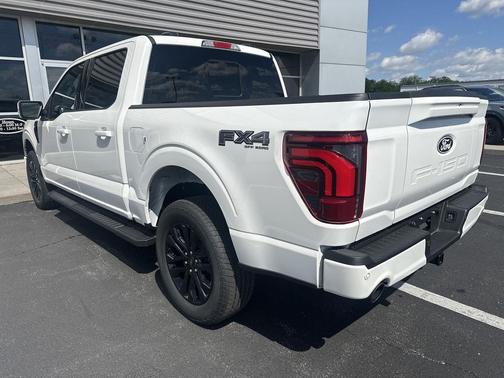 Star White Metallic Tri-Coat 2026 Ford F-150 Lariat