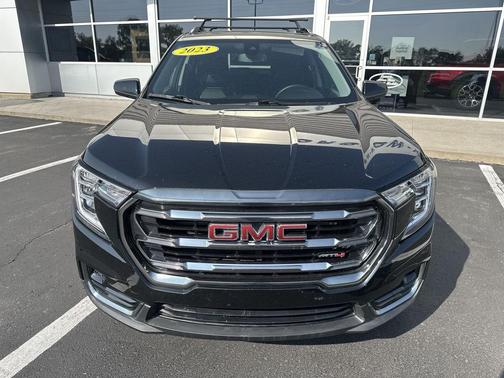 2023 GMC Terrain AWD AT4