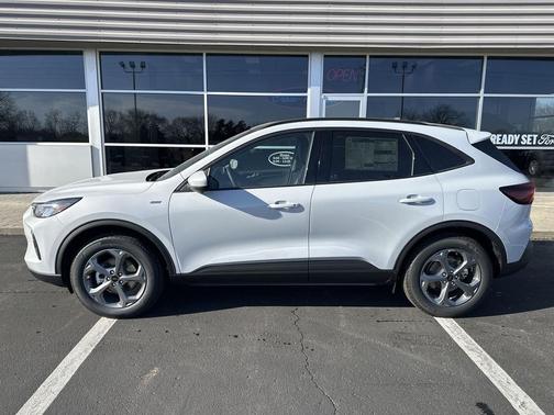 2026 Ford Escape ST-Line Select