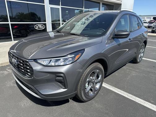 Carbonized Gray Metallic 2026 Ford Escape ST-Line