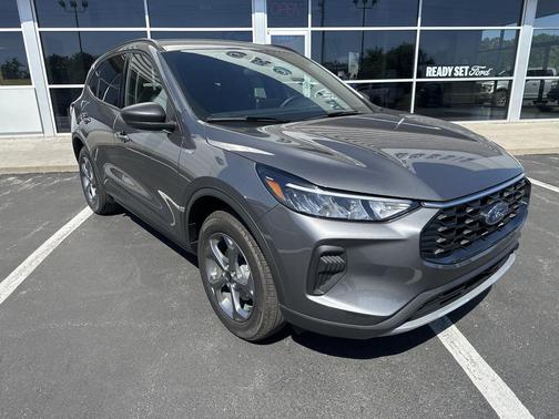 Carbonized Gray Metallic 2026 Ford Escape ST-Line