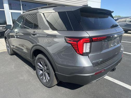 Carbonized Gray Metallic 2026 Ford Explorer Active