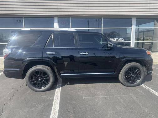 Attitude Black Metallic 2015 Toyota 4Runner SR5