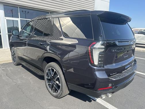 2025 Chevrolet Tahoe 4WD RST