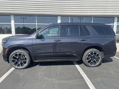 2025 Chevrolet Tahoe 4WD RST