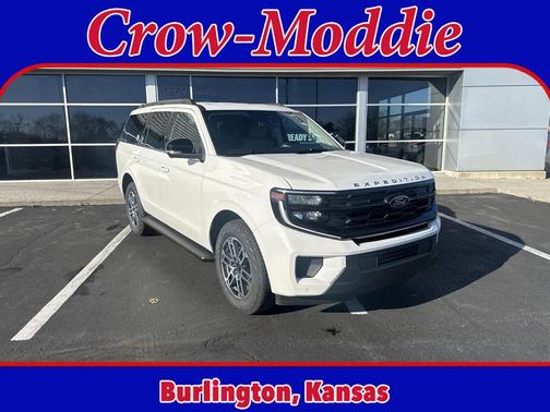 Star White Metallic Tri-Coat 2026 Ford Expedition Active SUV