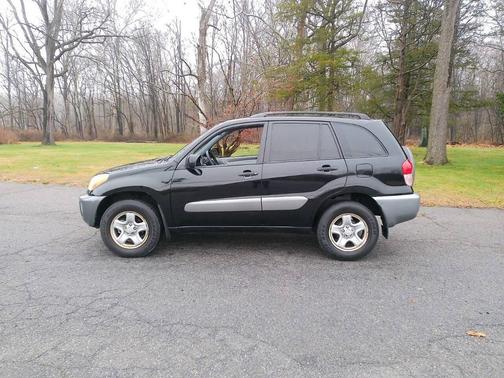 2002 Toyota RAV4 Base