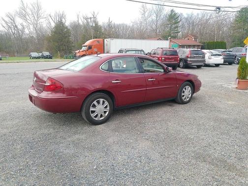 Red 2006 Buick LaCrosse CX