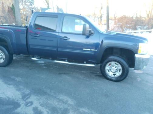 2009 Chevrolet Silverado 2500 LTZ Crew Cab