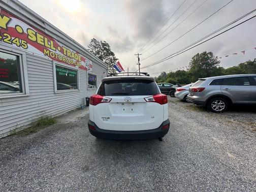 2014 Toyota RAV4 LE