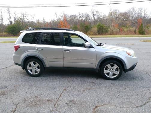 2010 Subaru Forester 2.5 X Premium