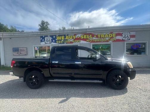 2004 Nissan Titan LE Crew Cab