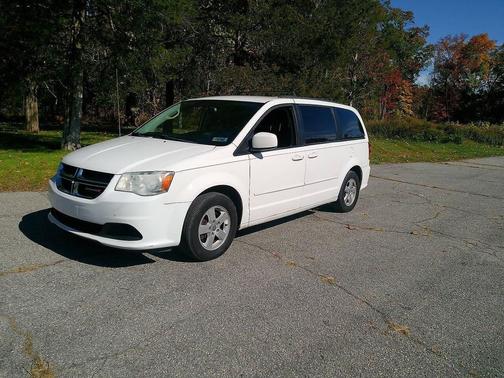 Stone White Clearcoat 2012 Dodge Grand Caravan SXT
