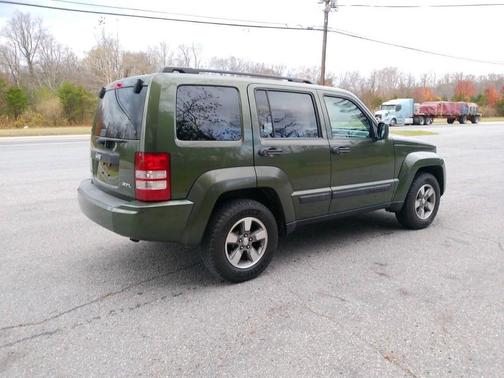 2008 Jeep Liberty Sport