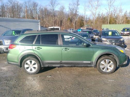 2010 Subaru Outback 3.6 R Premium