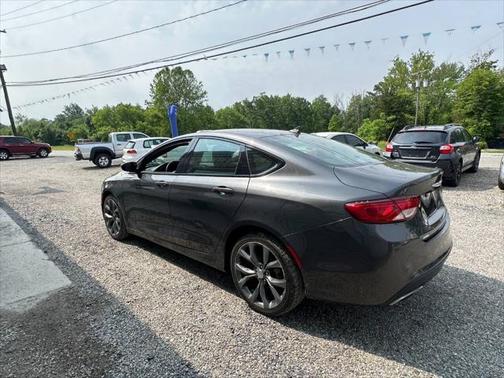 2015 Chrysler 200 S