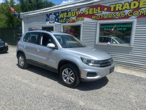 2016 Volkswagen Tiguan S