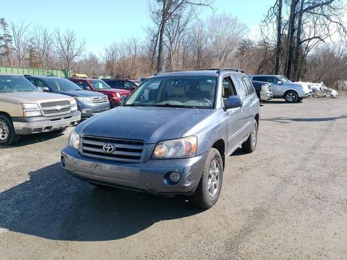 2004 Toyota Highlander Base