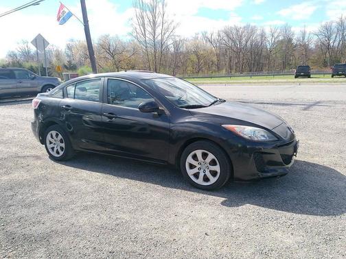Black Mica 2013 Mazda Mazda3 i Sport