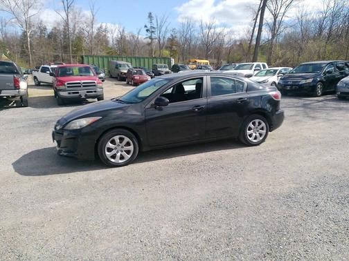 Black Mica 2013 Mazda Mazda3 i Sport