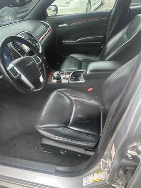 2012 Chrysler 300 Limited