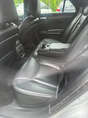 2012 Chrysler 300 Limited