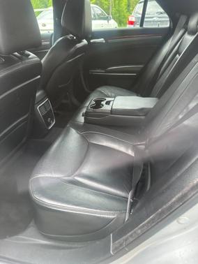 2012 Chrysler 300 Limited