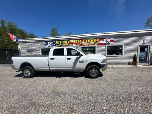 2017 RAM 2500 Tradesman Crew Cab 4x4 8' Box