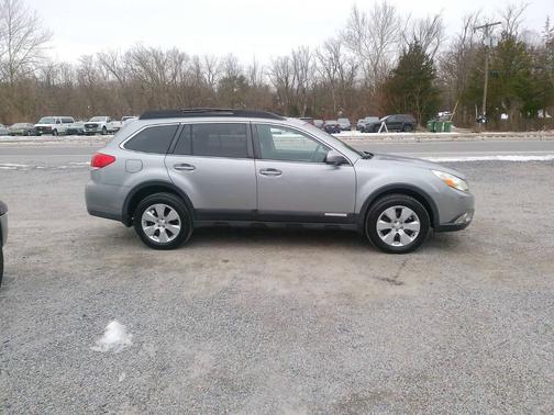 2011 Subaru Outback 2.5 i Premium