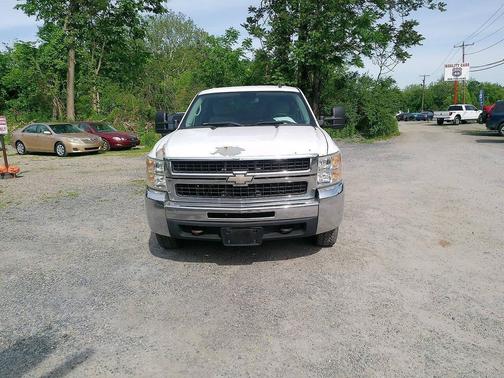 Summit White 2010 Chevrolet Silverado 2500 LT