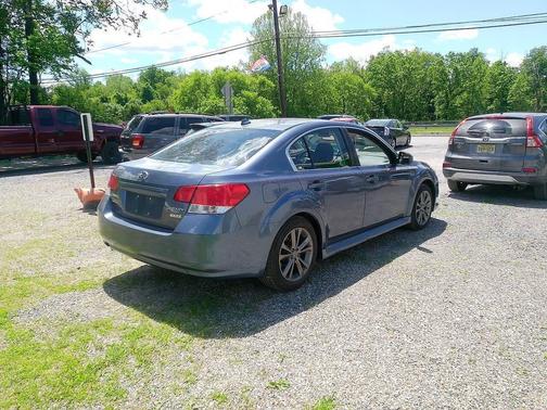 Deep Indigo Pearl 2014 Subaru Legacy Premium