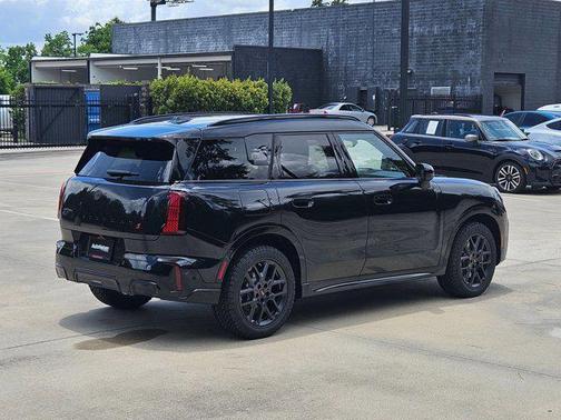 Midnight Black II Metallic 2027 MINI Countryman Cooper S ALL4