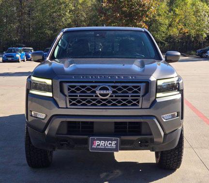 2022 Nissan Frontier SV