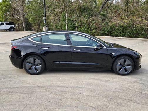 2020 Tesla Model 3 Standard Range Plus
