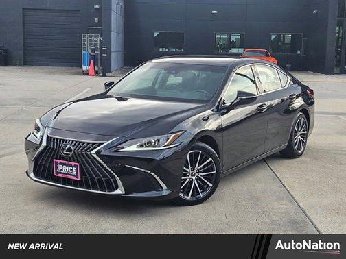 2022 Lexus ES 350 Base