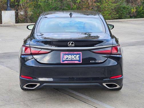 2022 Lexus ES 350 Base