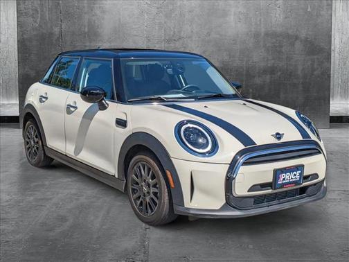 2022 MINI Hardtop Cooper